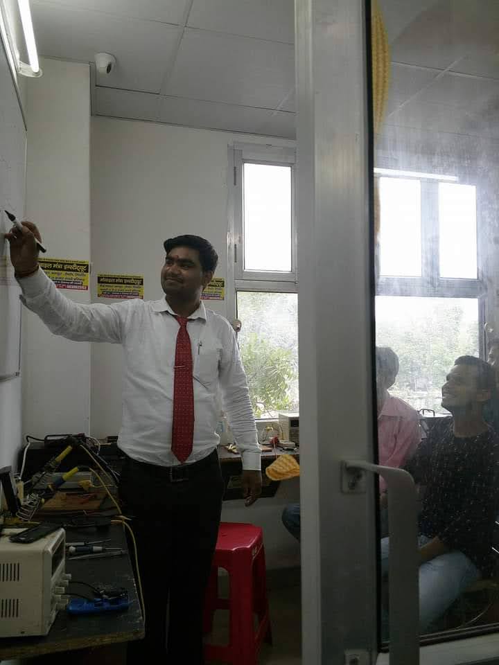 file - 2025-12-10T071028.157.jpeg